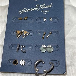 🌸‎ - Earrings Universal Thread Semi precious